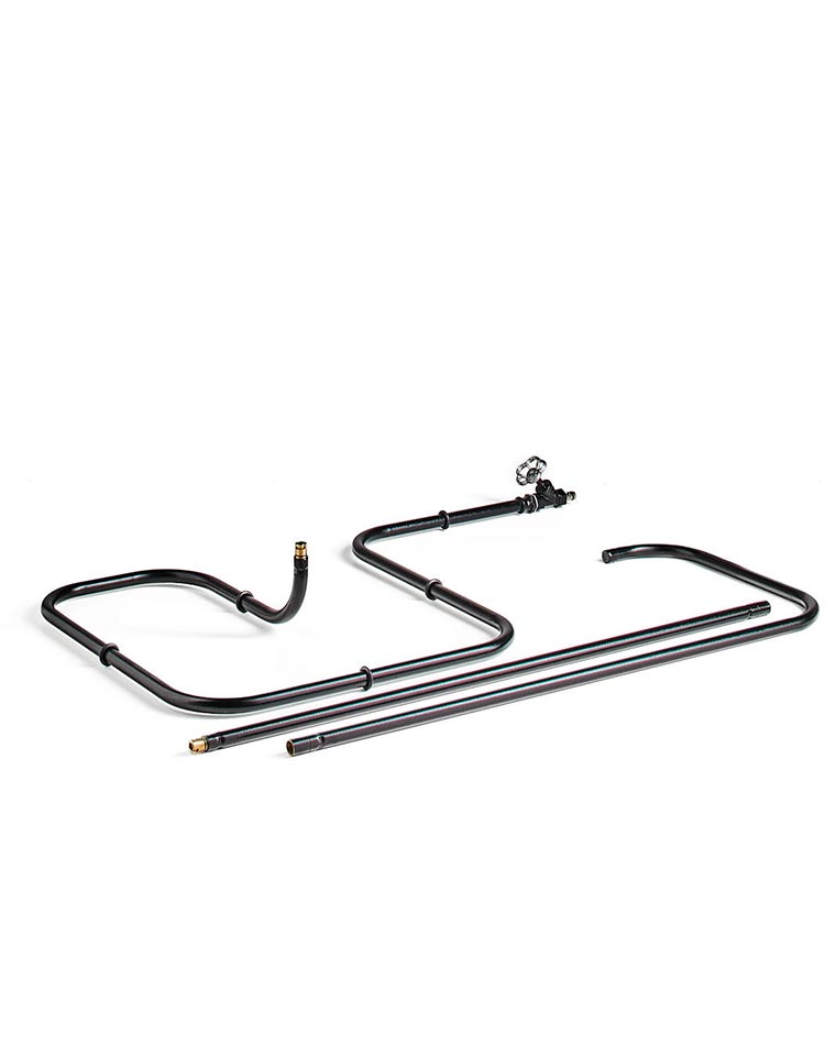 Die Gartendusche disassembled into parts